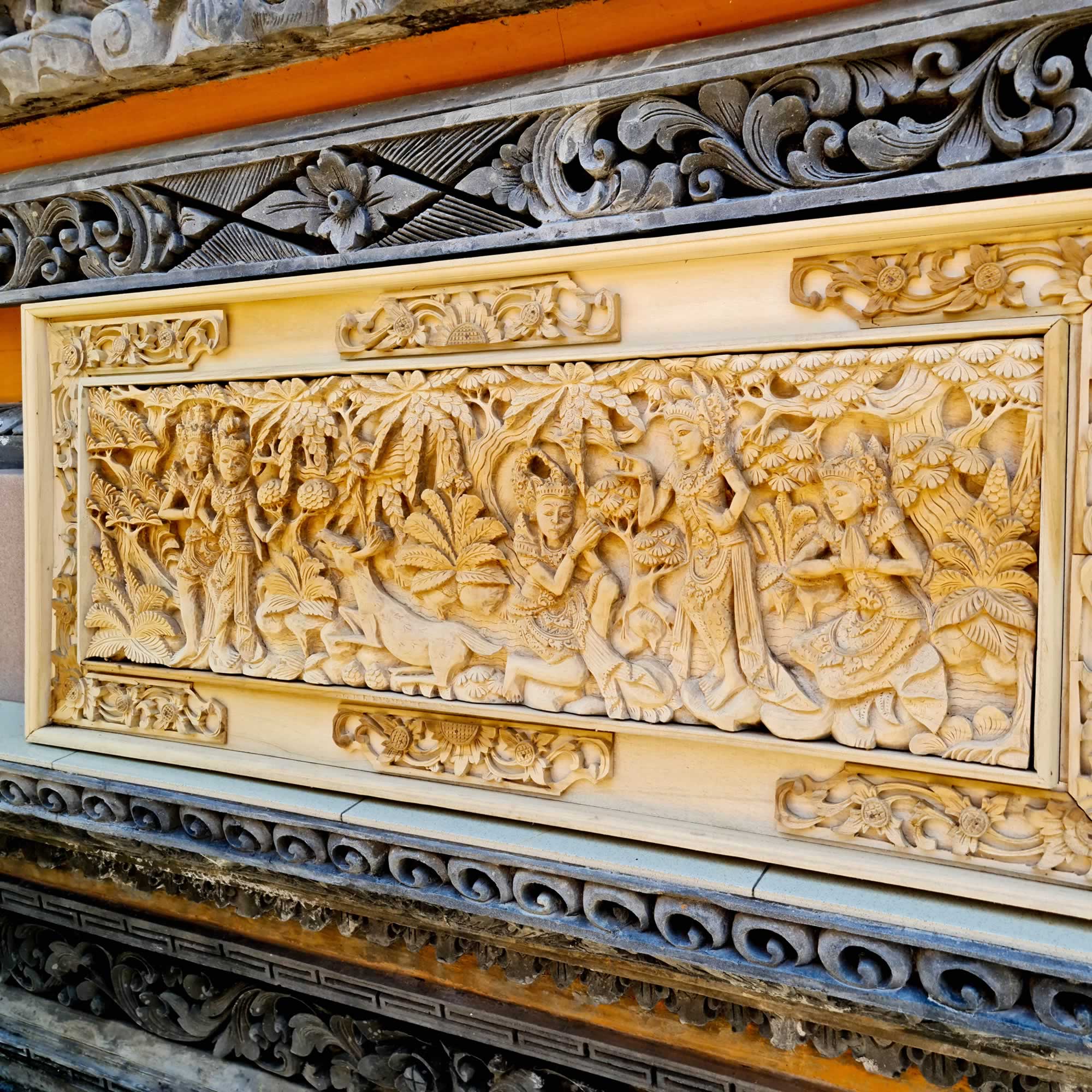 Hand Carved Teakwood Decorative Wall Art Sculpture Ram Sita Hindu Mandir
