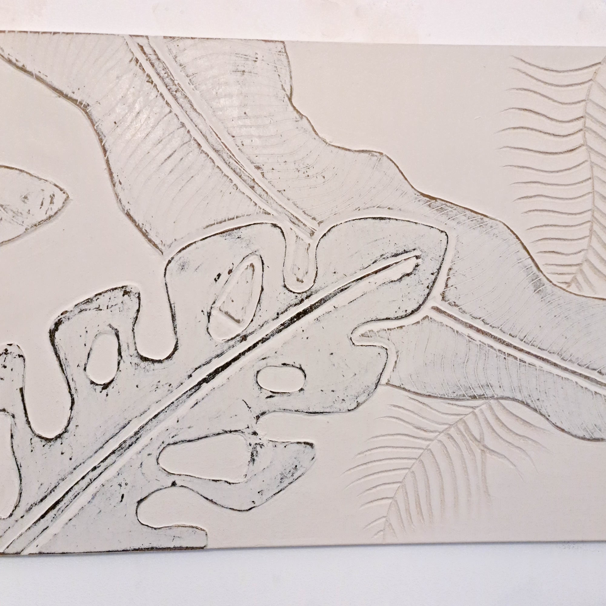 Distressed Leaves Long Bohemian Hand-carved Wooden Decorative Room Wall Art