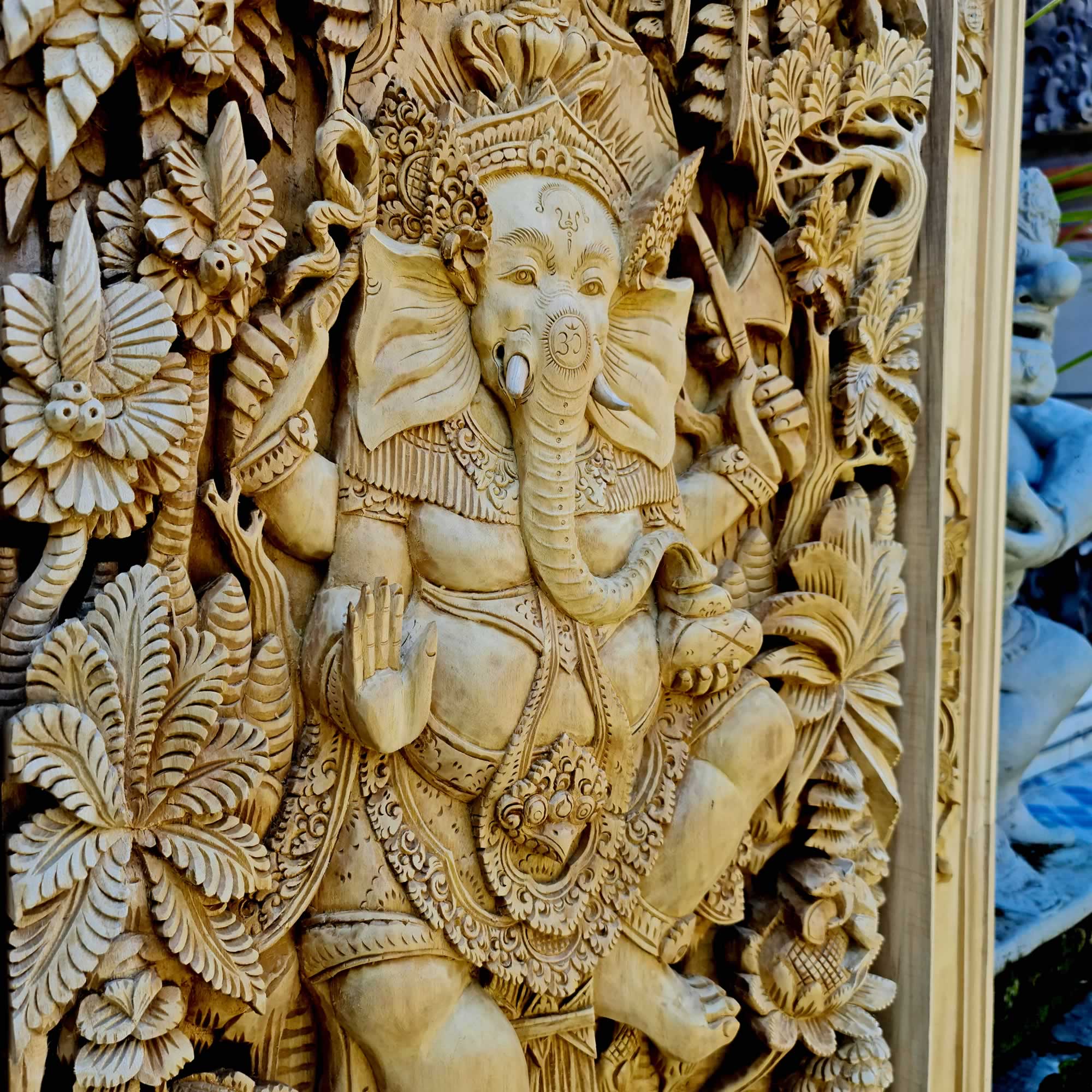 Hand Carved Teakwood Decorative Wall Art Sculpture Ganesha Ganapati Hindu Mandir easternada