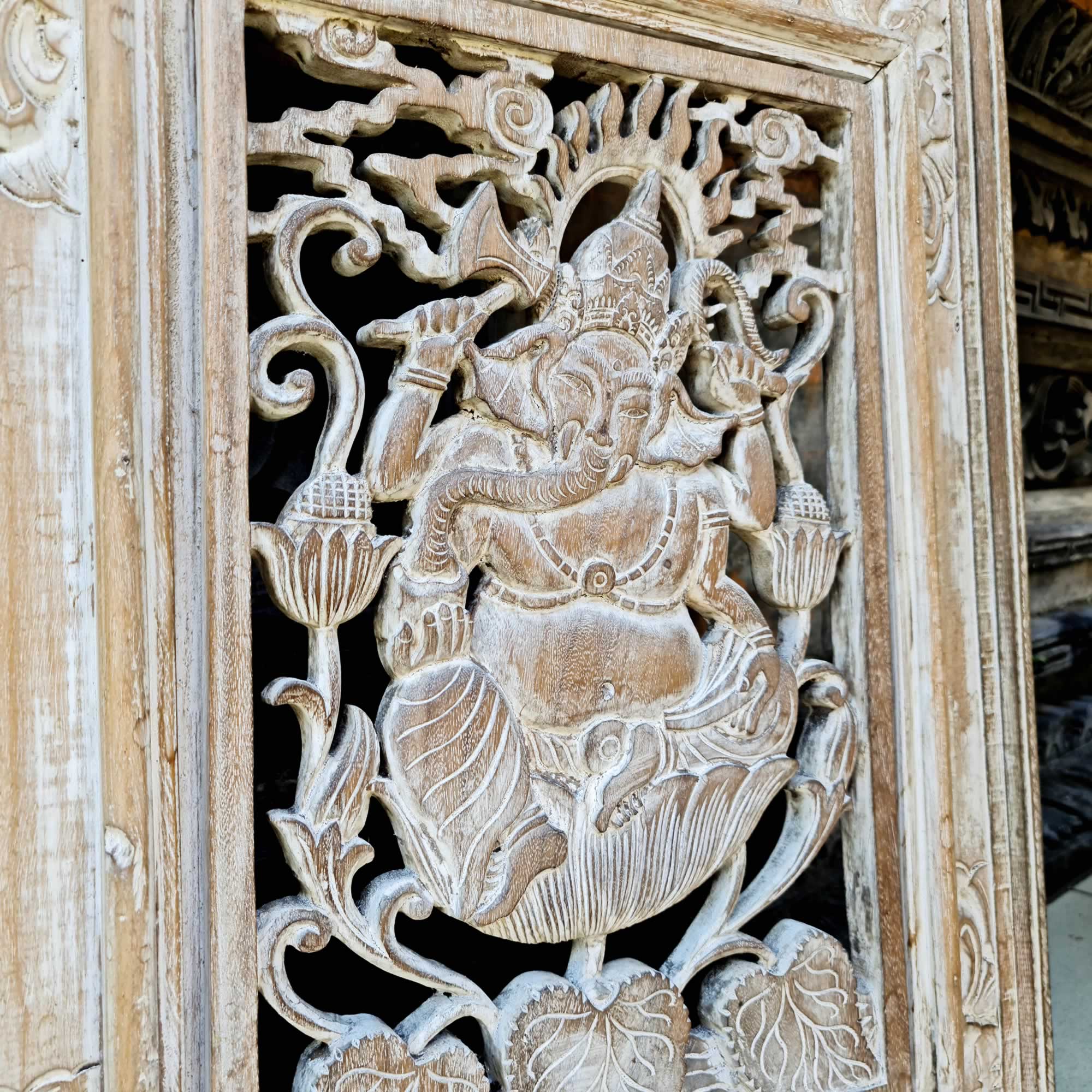 Hand-carved Distressed White Antique Style Decorative Wall Art Sculpture Ganesha Hindu Mandir