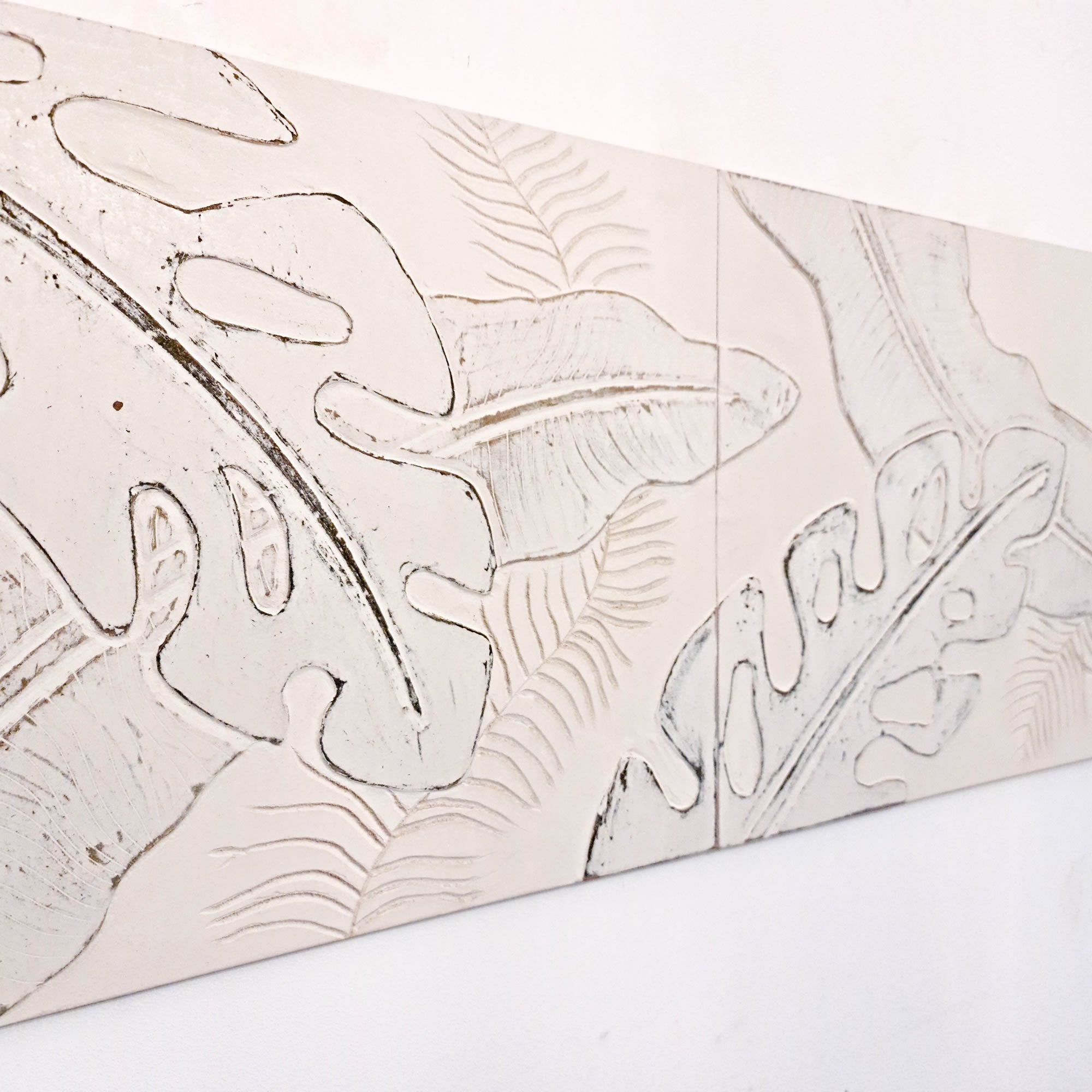 Distressed Leaves Long Bohemian Hand-carved Wooden Decorative Room Wall Art