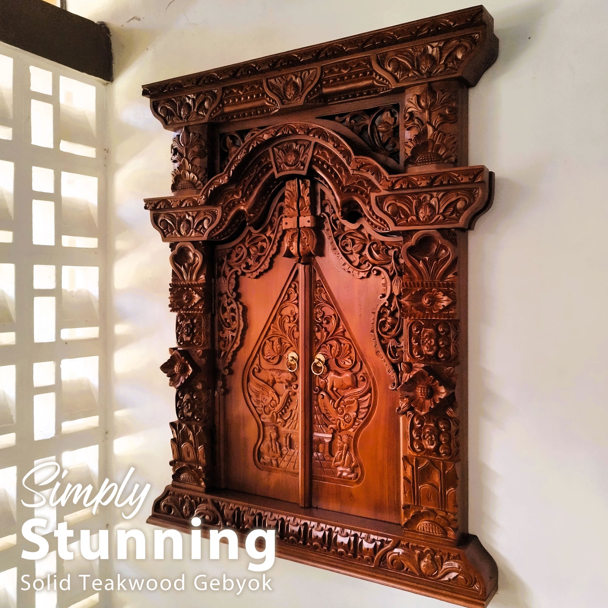 Side perspective of the 10cm thick solid teak Gebyok wall sculpture, showing the depth of the hand-chiseled wood layers