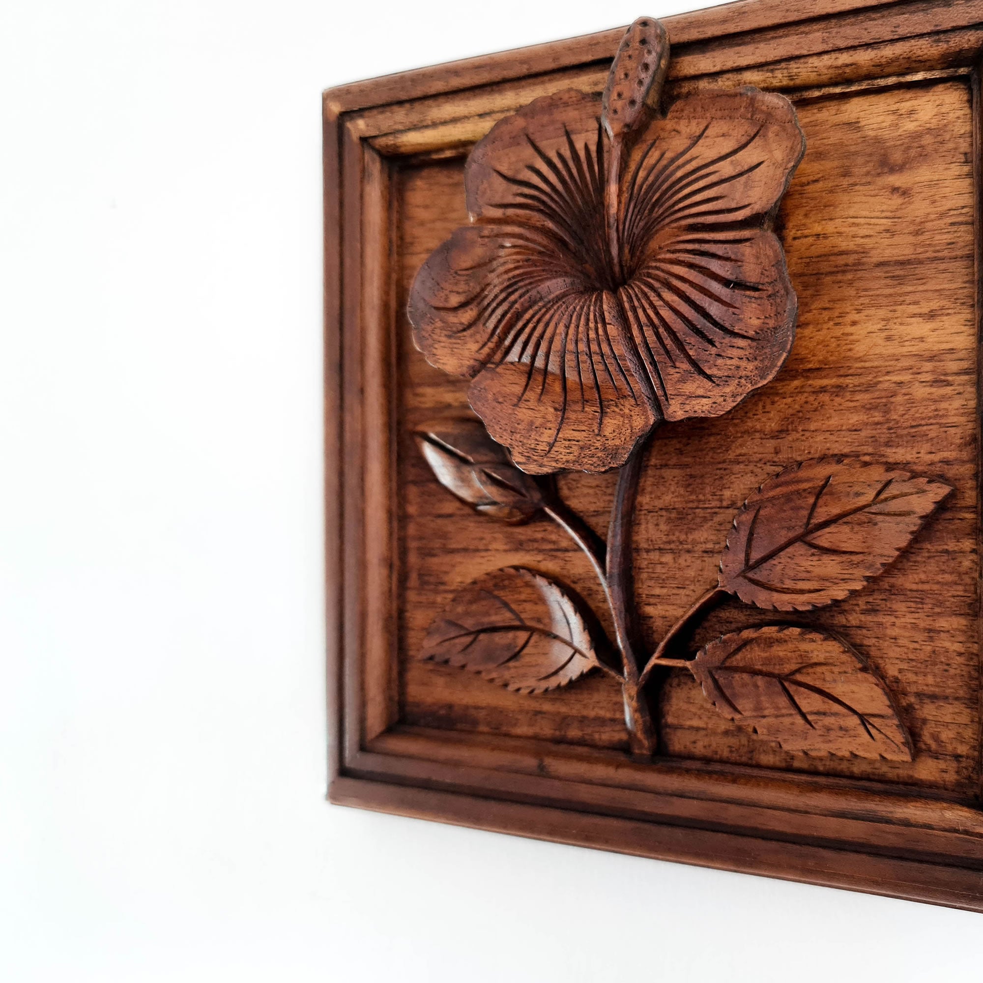 A perfect gift for a loved one. Hand Carved Teak Wood Flower. Simply Stunning