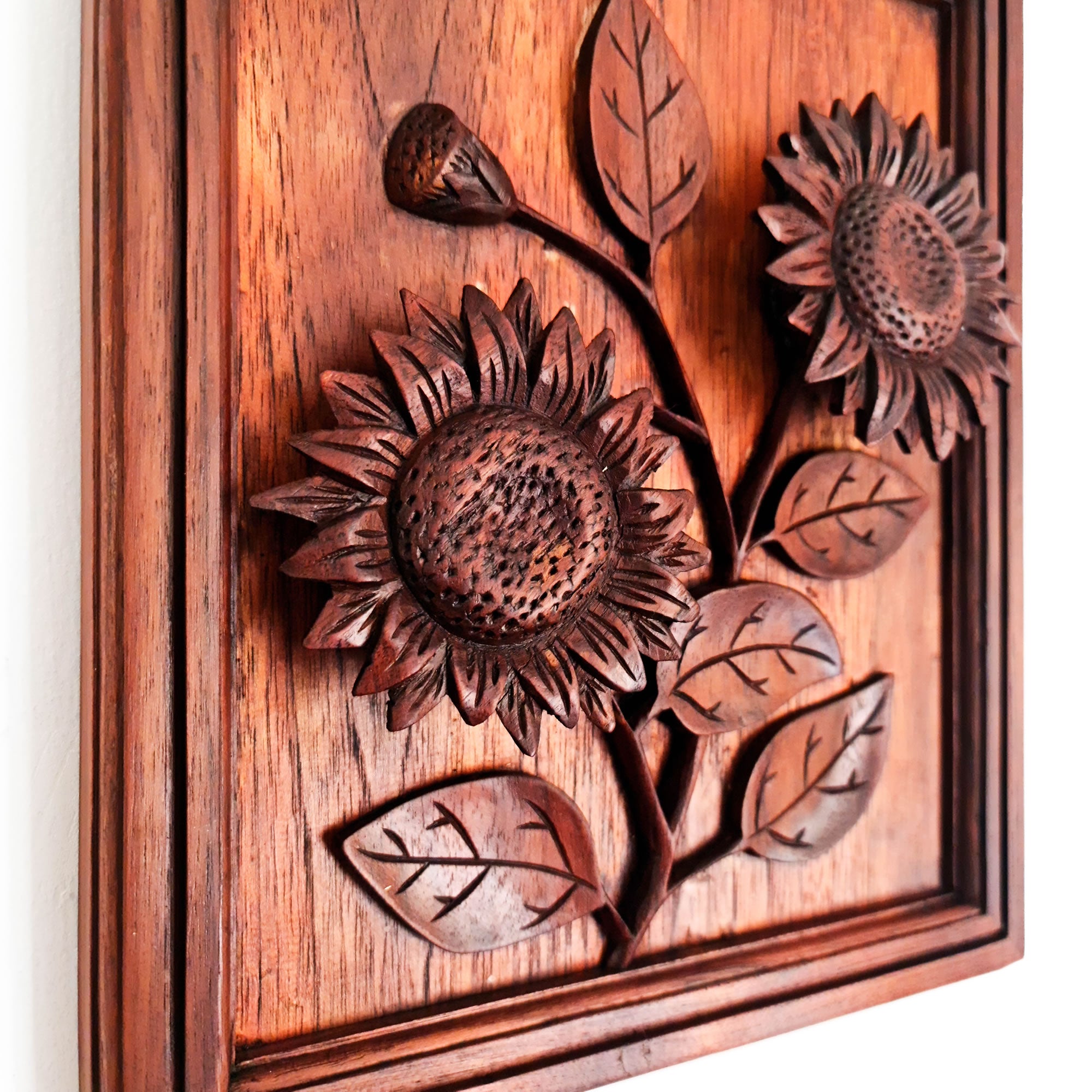 Valentine Rose Hand Carved Wooden Decorative Art Sculpture. Wedding Accessories Gift