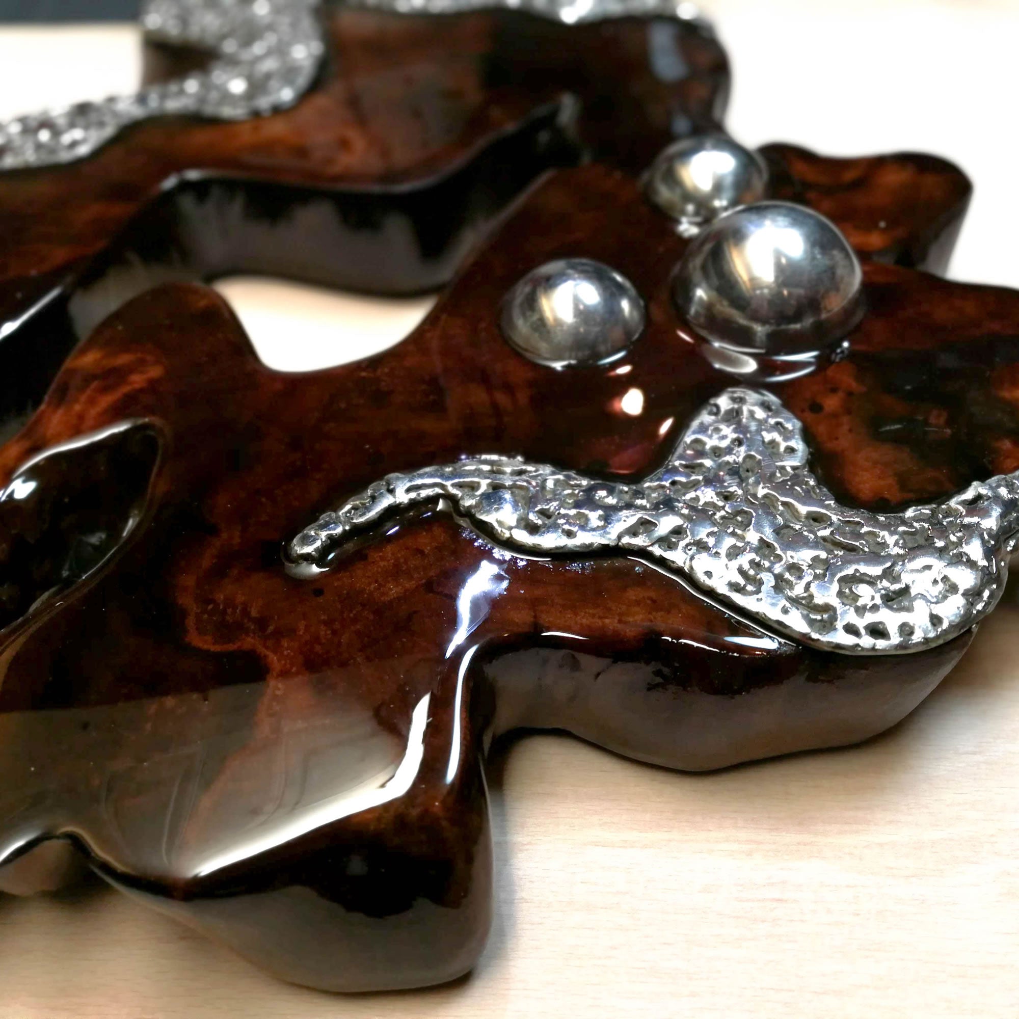 Hand made Decorative Solid Wood Stainless Steel Wall Art Sculpture- Easternada