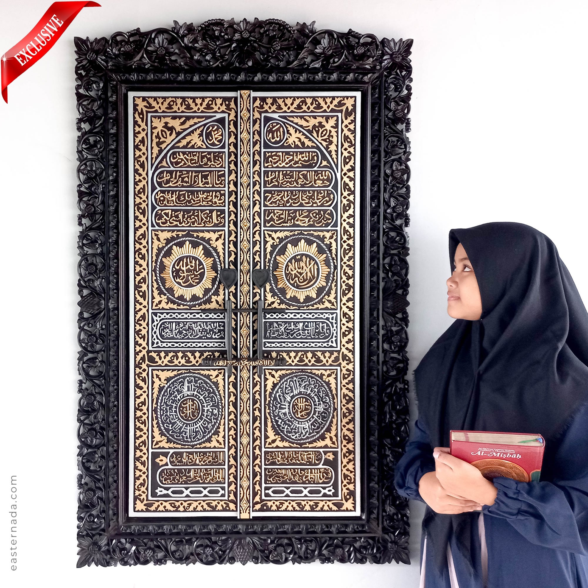 Hand Carved Teak Wood Decorative Wall Art Sculpture - Islamic Muslim Kaaba Allah Mecca Door Simply Awesome. This is a stunning Carved Wooden Wall Art handmade with some eye catching results. This hand carved masterpiece is simply stunning, with intricate detailed carved frame to carved gold painted calligraphy