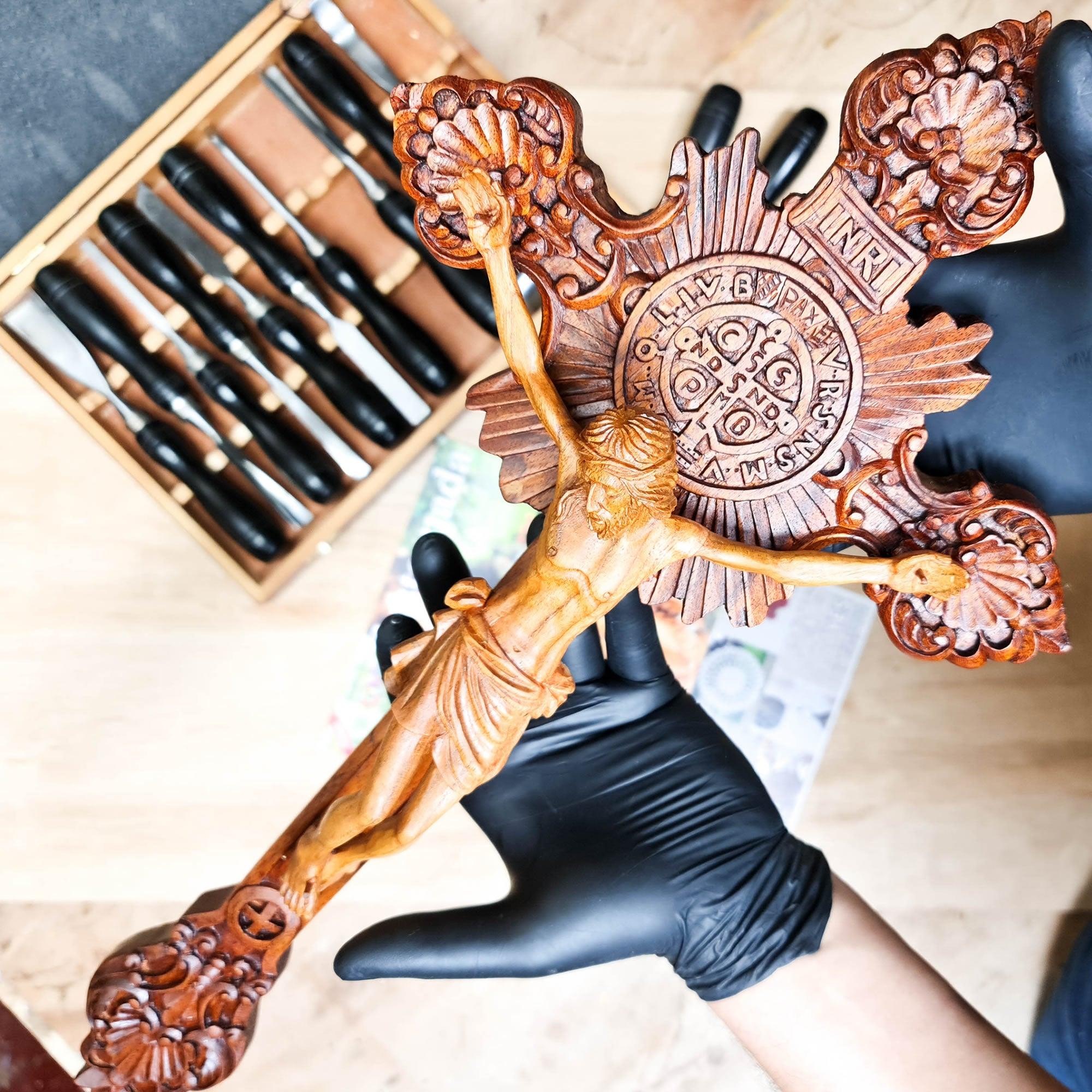 Blessed Jesus Prayer Cross Carved Wooden Decorative Sculpture Art Vatican Gospel Bible Jerusalem