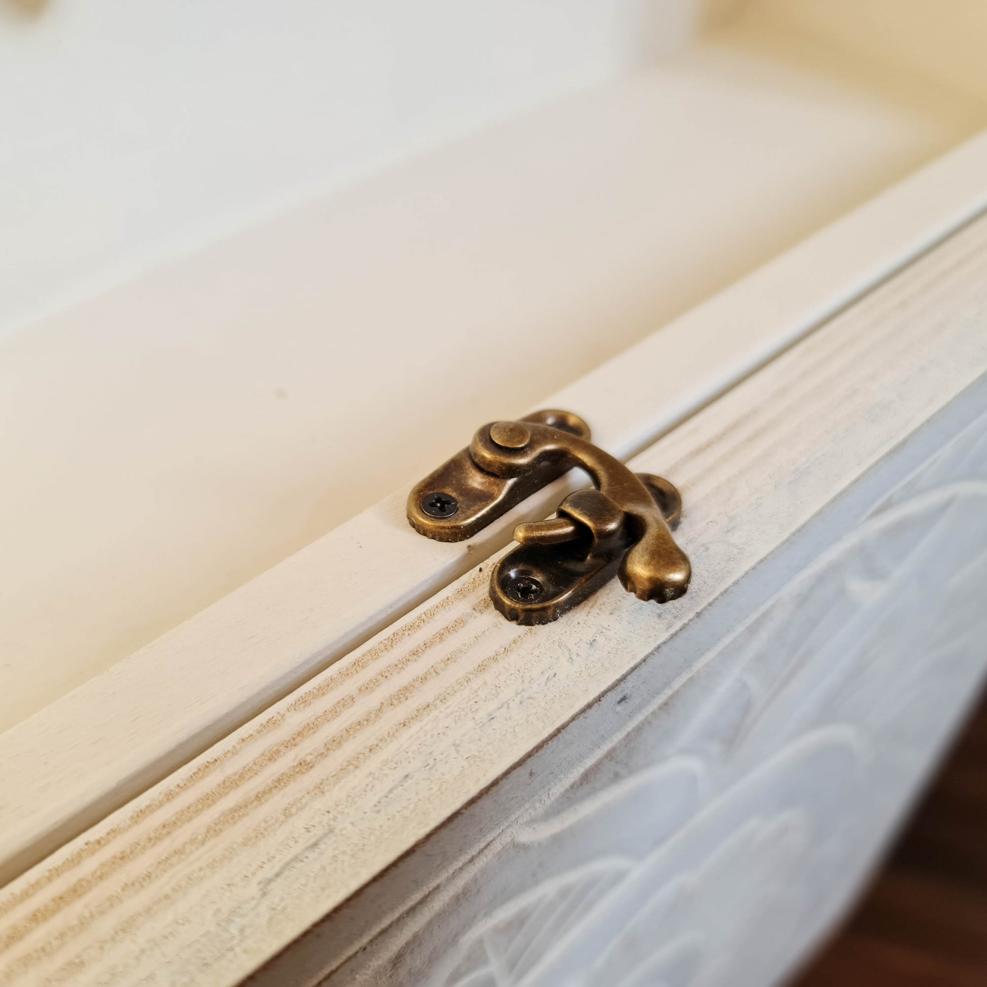 Hindu Mandir Pooja Prayer Temple Hand Made Wood Home Cabinet Distressed White Shabby Chic Wall Mounted Easternada