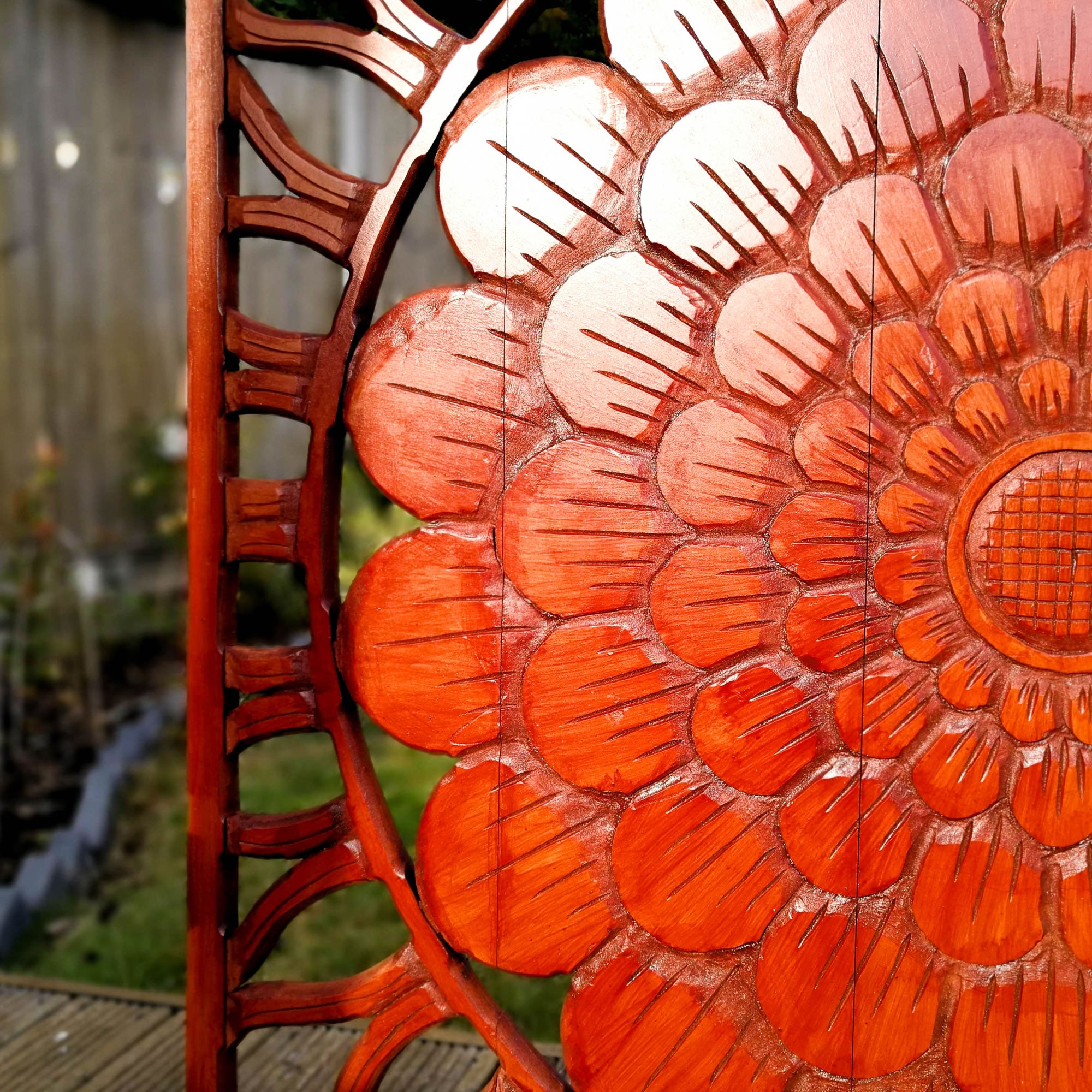 Art mural en bois sculpté - Grande sculpture décorative de tête de lit en acajou profond Lotus Nature Eco Panel 46 x 39,5 pouces