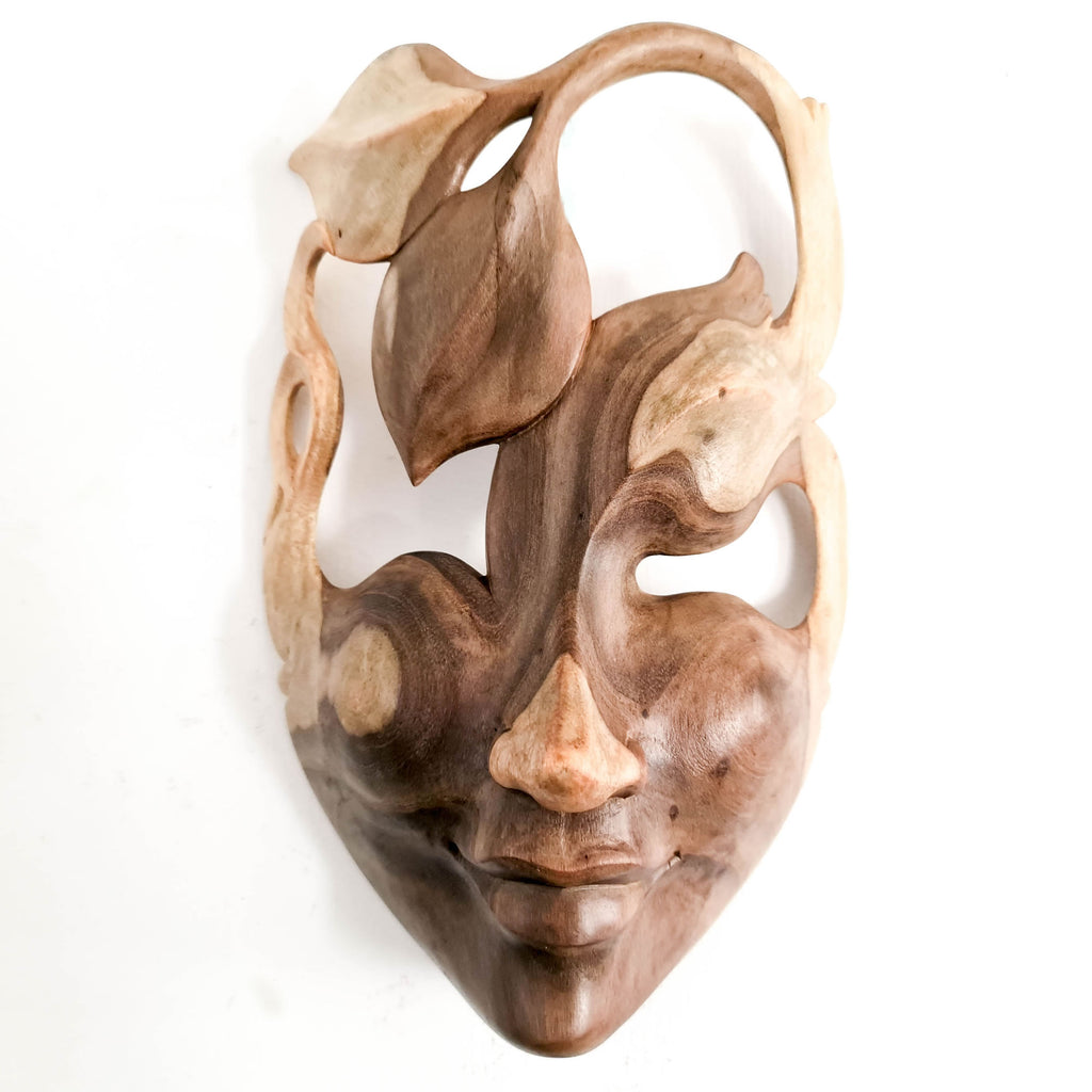 Sculpture Zani Venetian carnival mask carved in wood from shops Valgardena and hand-decorated with Italian handicraft production